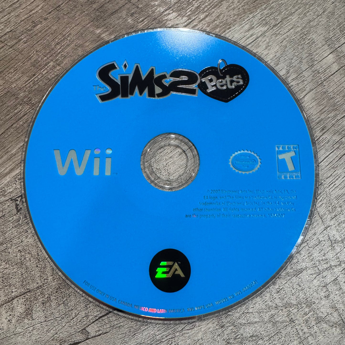 Sims 2 Pets (Nintendo Wii)
