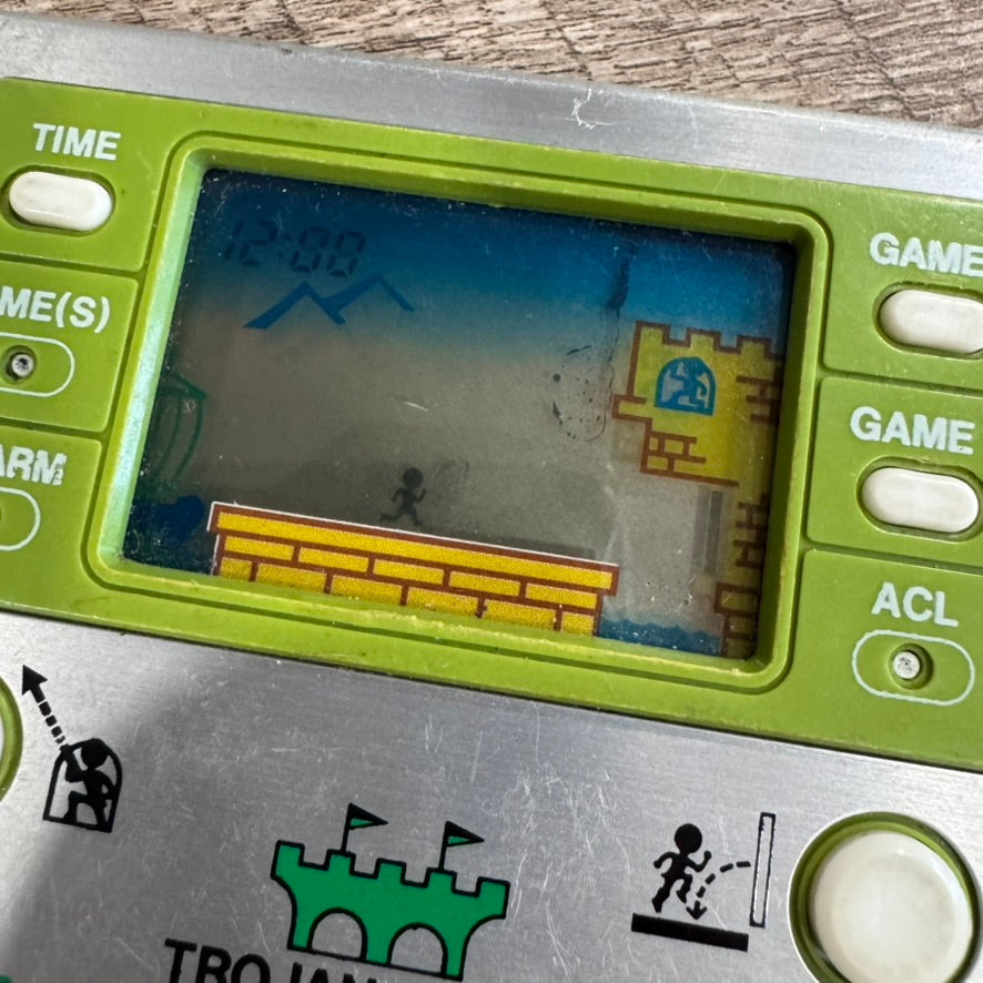 Trojan Horse LCD Card Game & Clock (Gakken, 1981) Tested & Working Great!