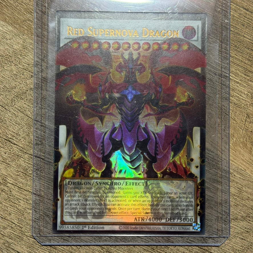 Red Supernova Dragon (BLGG-EN139, Yugioh! TCG)