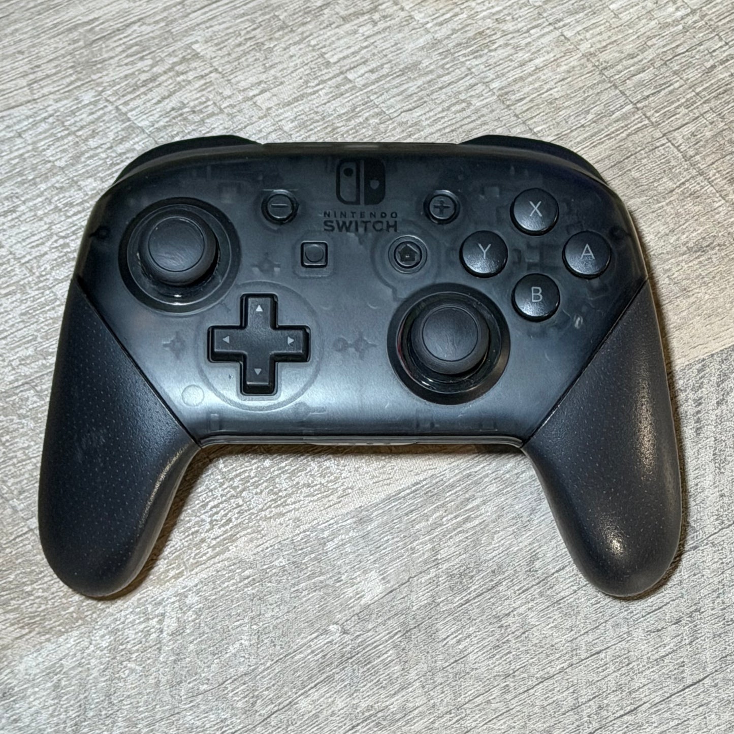 Nintendo Switch Pro Controller (Nintendo Switch)