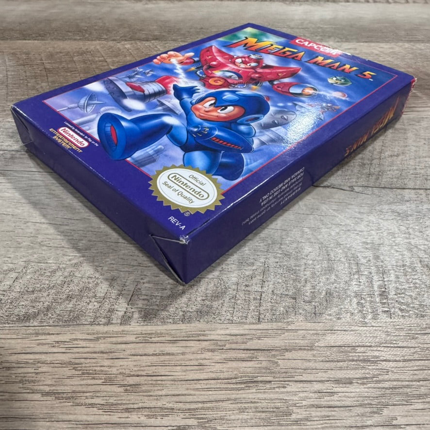 Mega Man 5 (Nintendo NES, 1992) Amazing Box, Manual & Foam ONLY! NO GAME!
