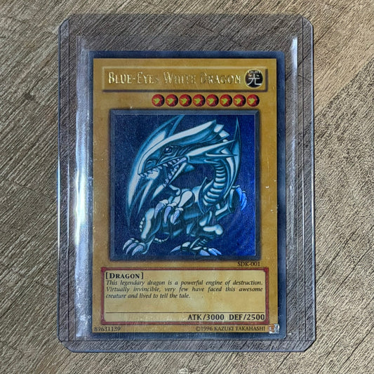 Blue-Eyes White Dragon (SDK-001, Yugioh! TCG)