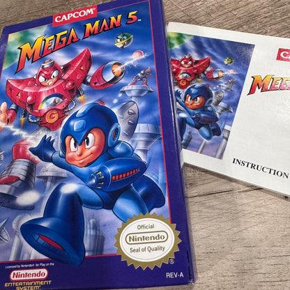 Mega Man 5 (Nintendo NES, 1992) Amazing Box, Manual & Foam ONLY! NO GAME!