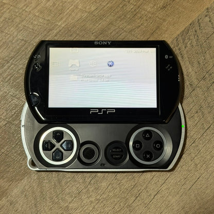 PSP Go System (Playstation Portable)