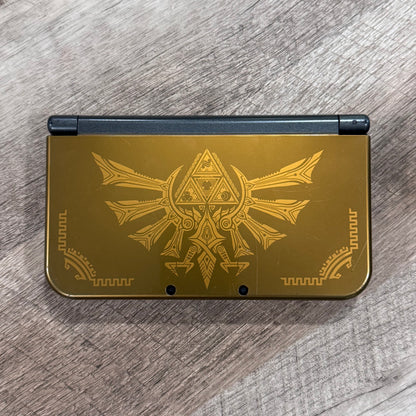 "New" Nintendo 3DS XL Hyrule Edition