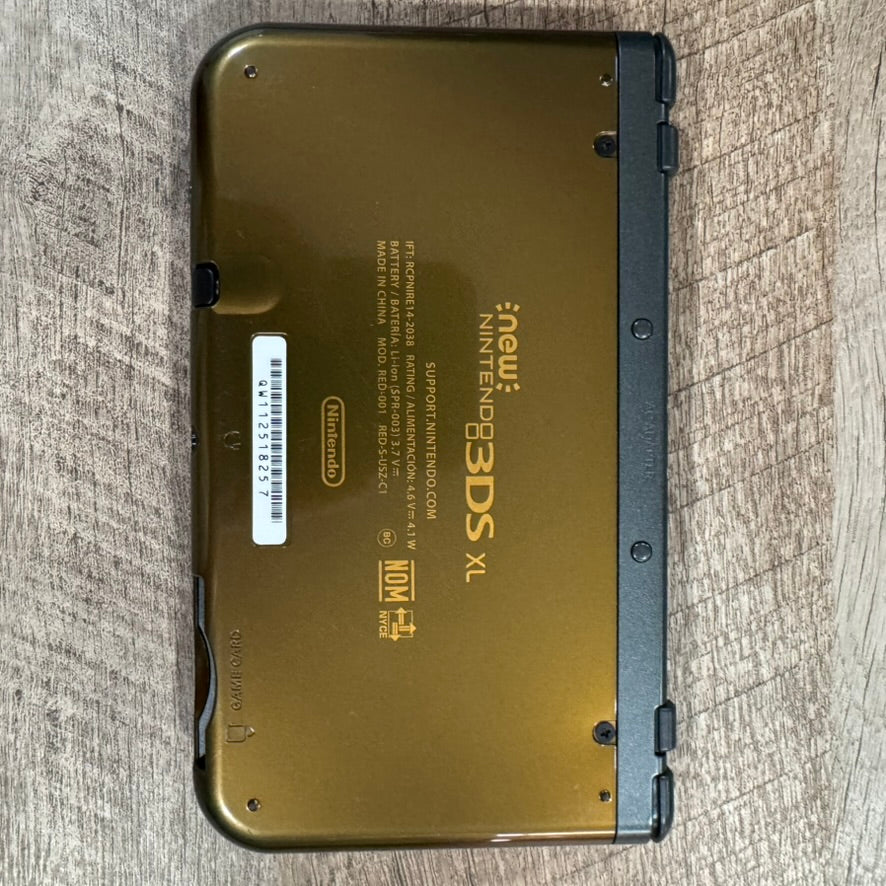 New Nintendo 3DS XL The Legend of Zelda Hyrule Edition Console W/ Charger! MINTY