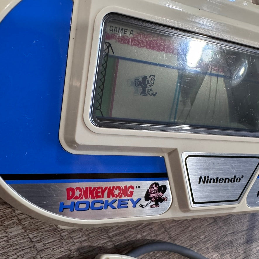 Donkey Kong Hockey HK-303 (Nintendo Micro Vs. System, 1984) Tested/Works !READ!
