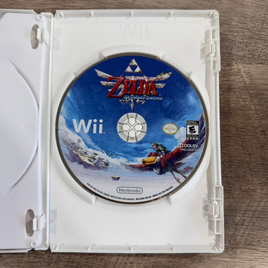 The Legend of Zelda Skyward Sword Nintendo Wii + Soundtrack - Complete CIB