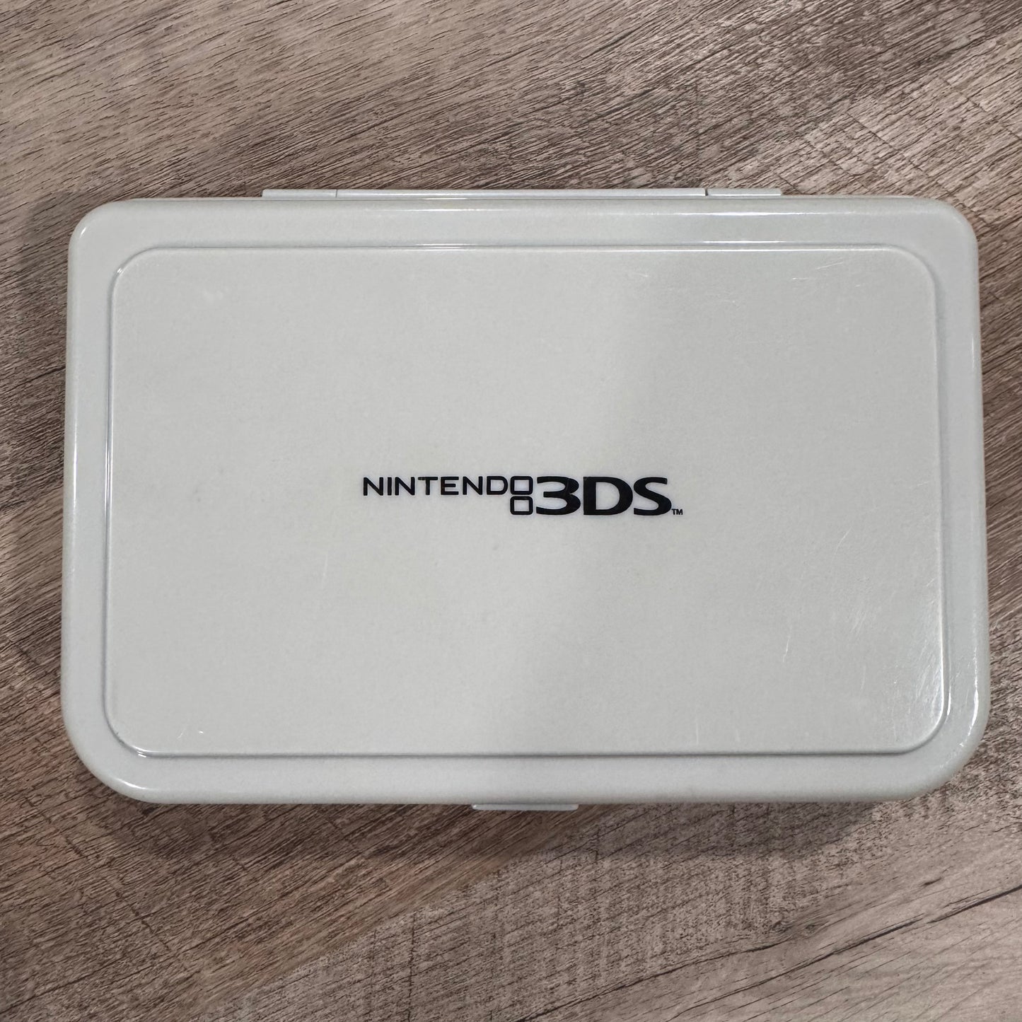 Nintendo 3DS - NES Hard Shell Case