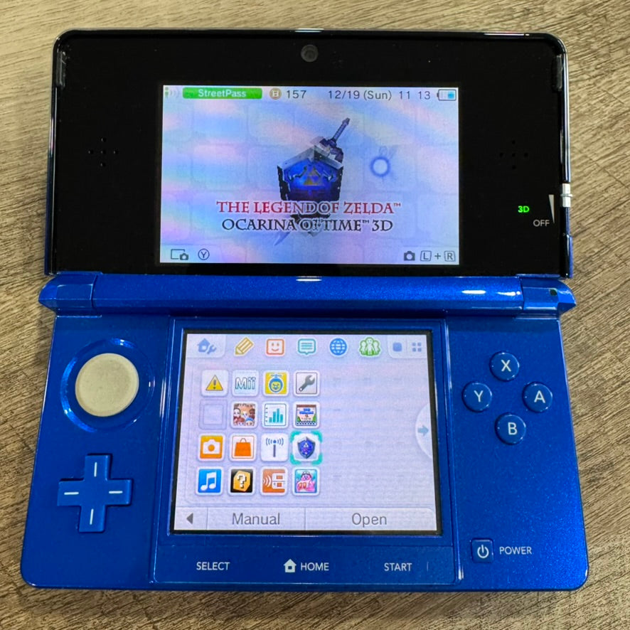 3DS Fire Emblem: Awakening Limited Edition System! Incredibly Clean W/ OEM Dock!